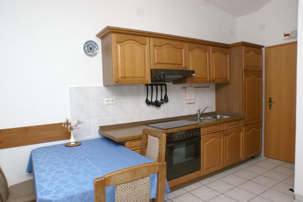 Apartments By The Sea Mandre, Pag - 4098 外观 照片